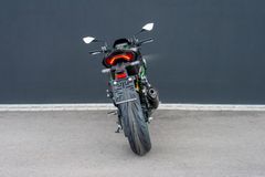 KAWASAKI Z 900 SE 2026 Performance + AKRA + Quickshifter