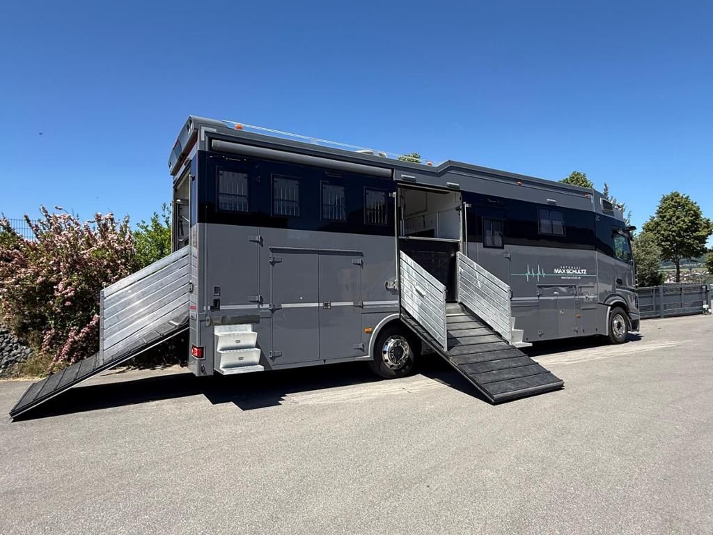 Fahrzeugabbildung Mercedes-Benz Actros 2553 L 6x2 6-Pferde Pop-Up Pop-Out