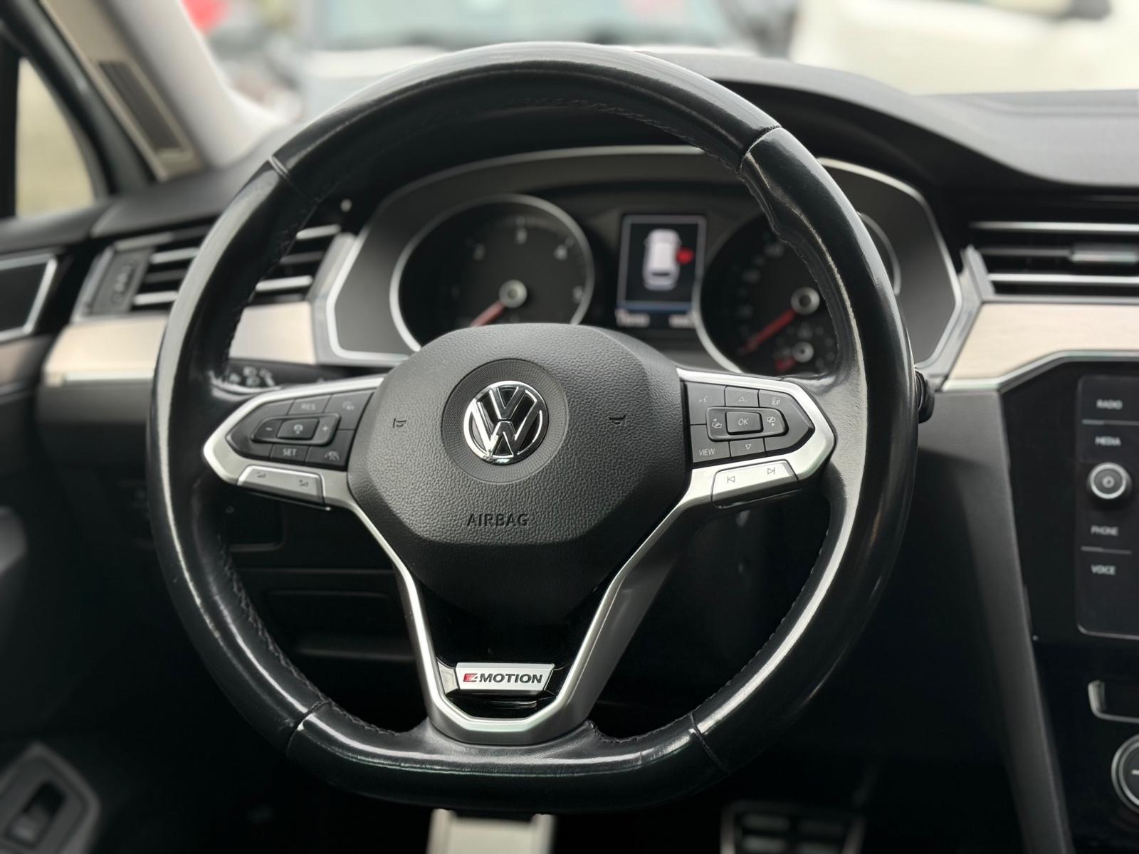 Volkswagen Passat 4Motion Automatik LED Scheckheft, миниатюра 16