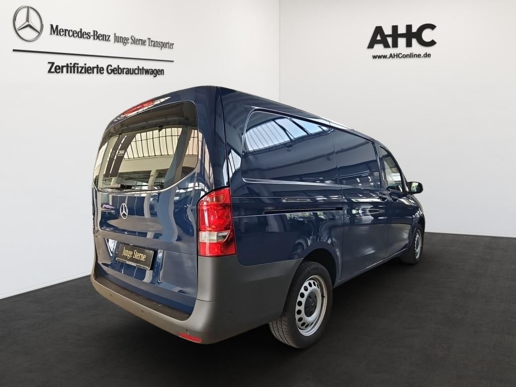 Fahrzeugabbildung Mercedes-Benz Vito 114 Kasten lang 4x4 Navi Einparkhilfe GRA