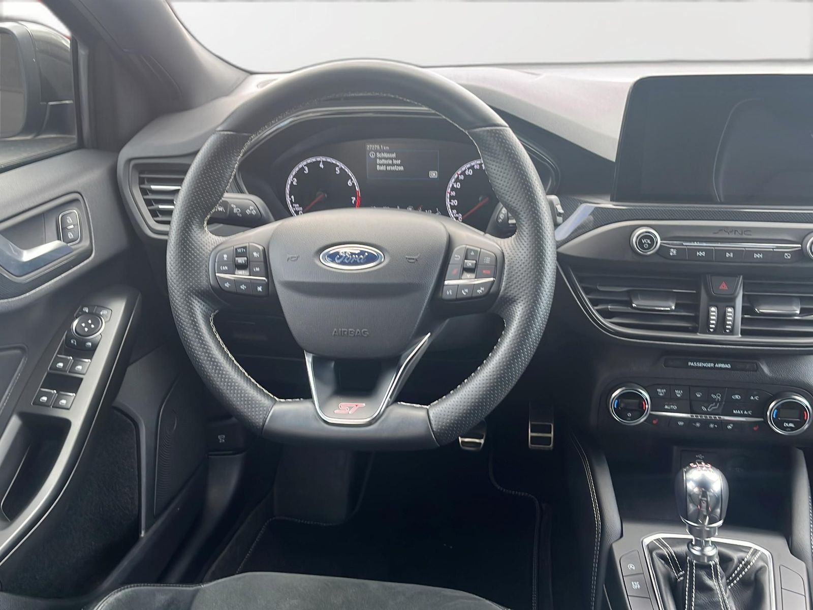 Fahrzeugabbildung Ford Focus ST 2.3 EcoBoost *ACC*RFK*LED*DAB*