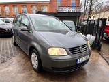 Volkswagen Touran 1.6 FSI Highline *1.Hand*Klima*Tüv Neu* - gebrauchte VW Touran aus dem Jahr 2005