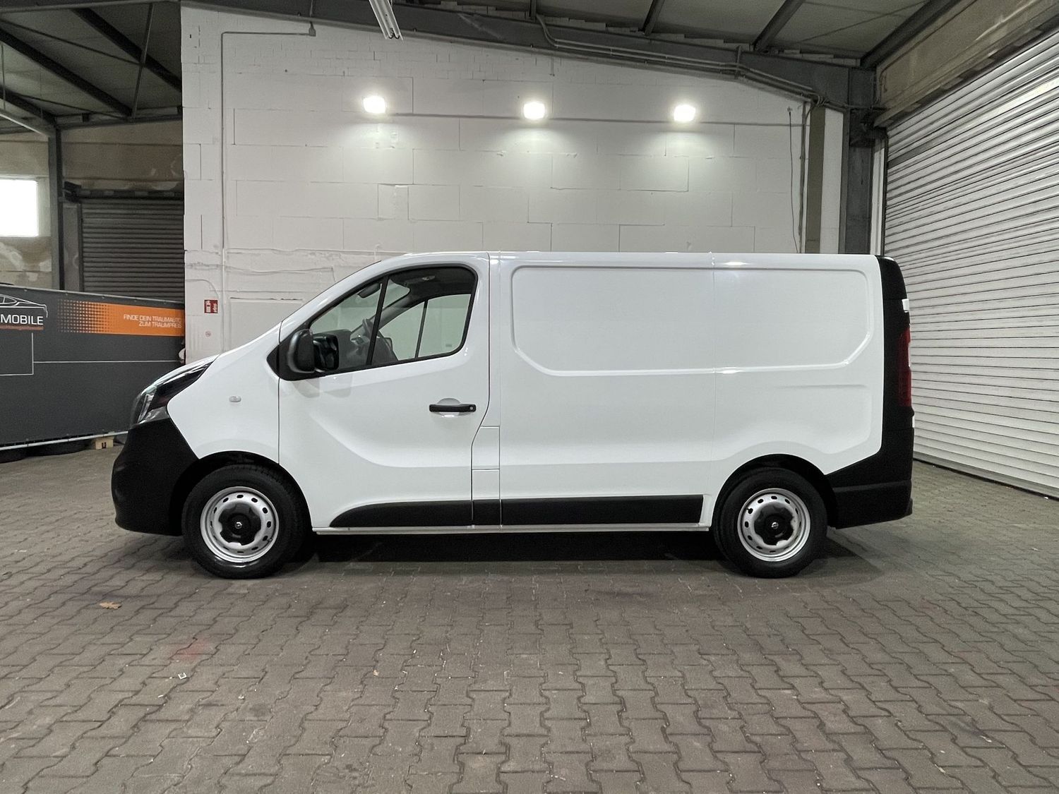 Fahrzeugabbildung Opel Vivaro Kasten L1H1 2,9t #Sortimo#Navi#Klima#