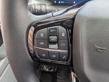 Ford Tourneo Custom Tit. 2.0 L2 NEUES MODELL