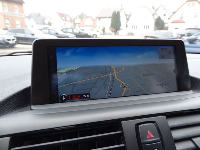 Fahrzeugabbildung BMW 116 i/Automatik/1.Hd/Kamera/Navi/Xenon/AHK/