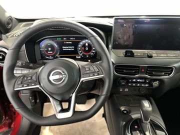 Fotografie des Nissan Juke 1.6 Hybrid 4AMT N-Connecta (2019)