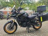 QJ Motor SRT 900 SX sofort verfügbar, 3 Koffer, 95 PS - QJ Motor SRT 900 SX