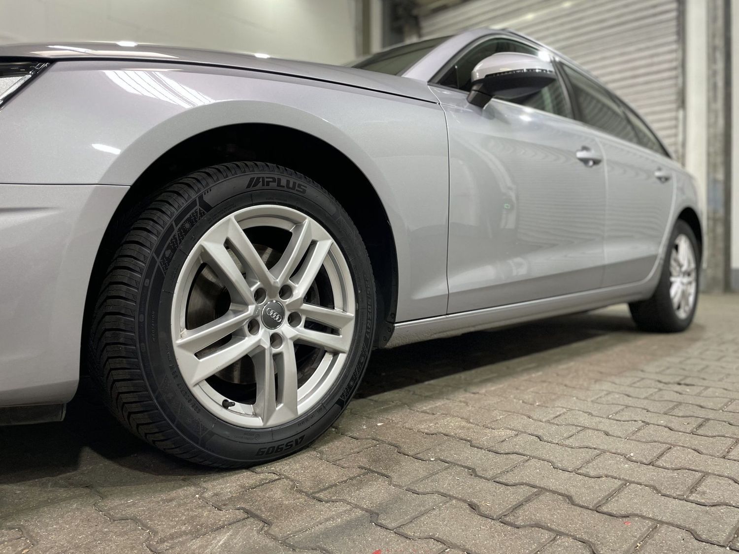 Fahrzeugabbildung Audi A4 35 TDI S-tronic #Kamera#LED#Navi#AHK