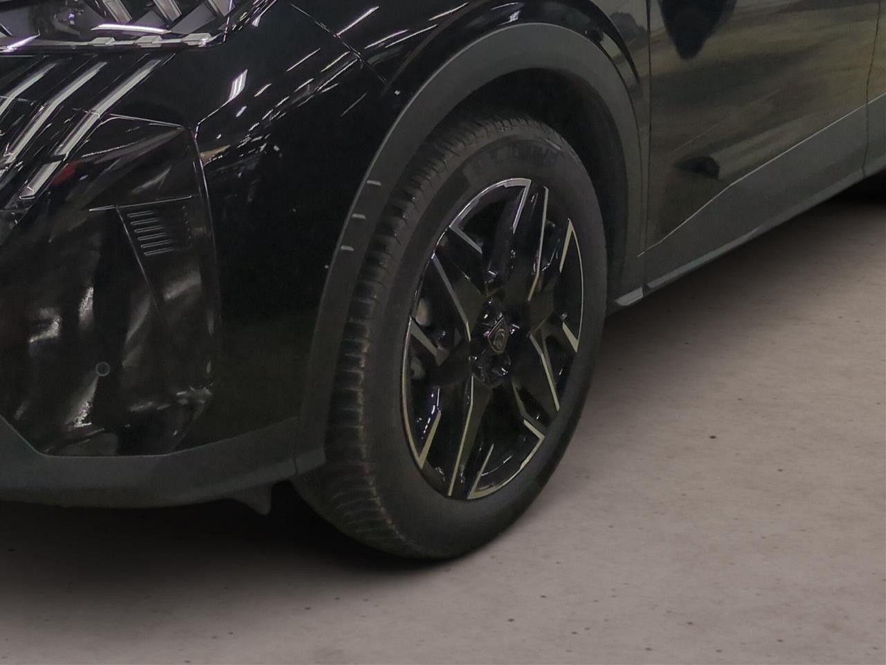Fahrzeugabbildung Peugeot 3008 GT MildHybrid 145 e-DSC6