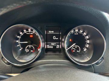 Skoda Yeti Ambition *SportSitze*TEMPO*PDC*2-Zonen*