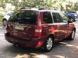 Kia KIA CARNIVAL - Kia Carnival mit Diesel-Antrieb: Kleinbus, Automatik