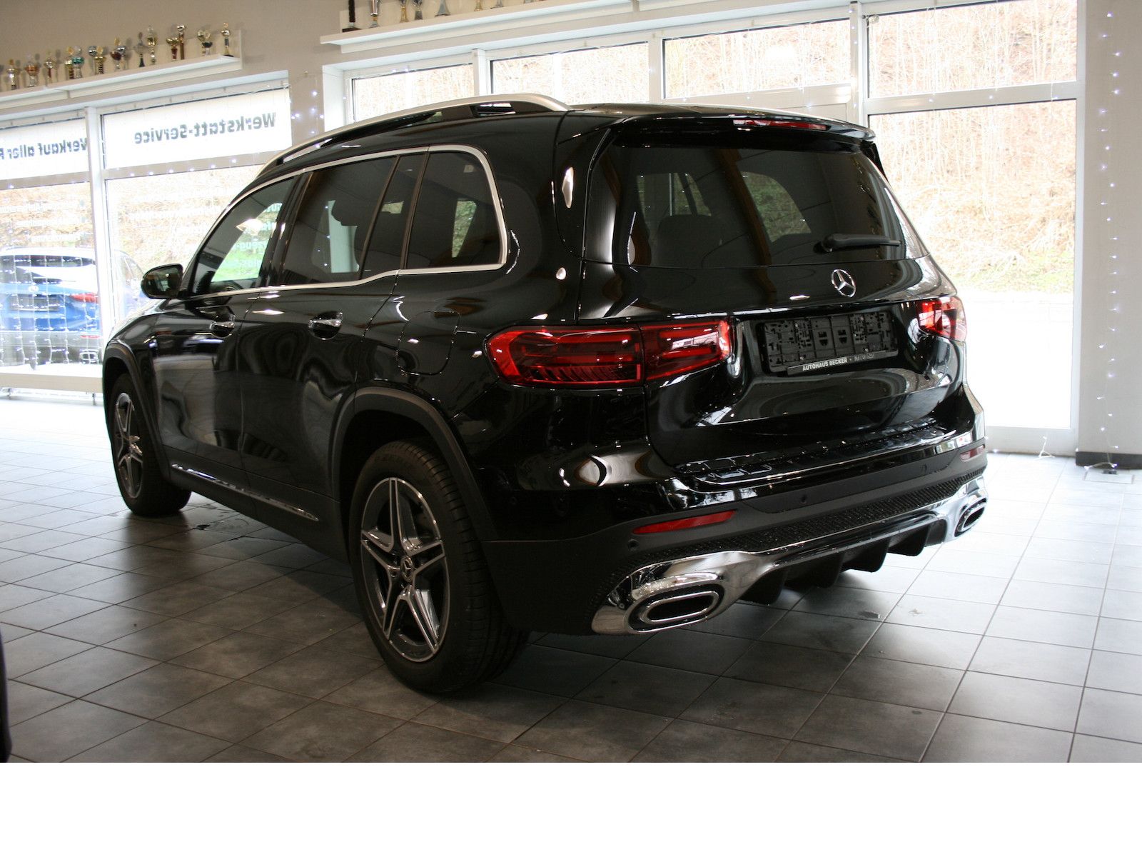 Fahrzeugabbildung Mercedes-Benz GLB 180 AMG Line Plus *Panorama-Dach*Totwinkel*