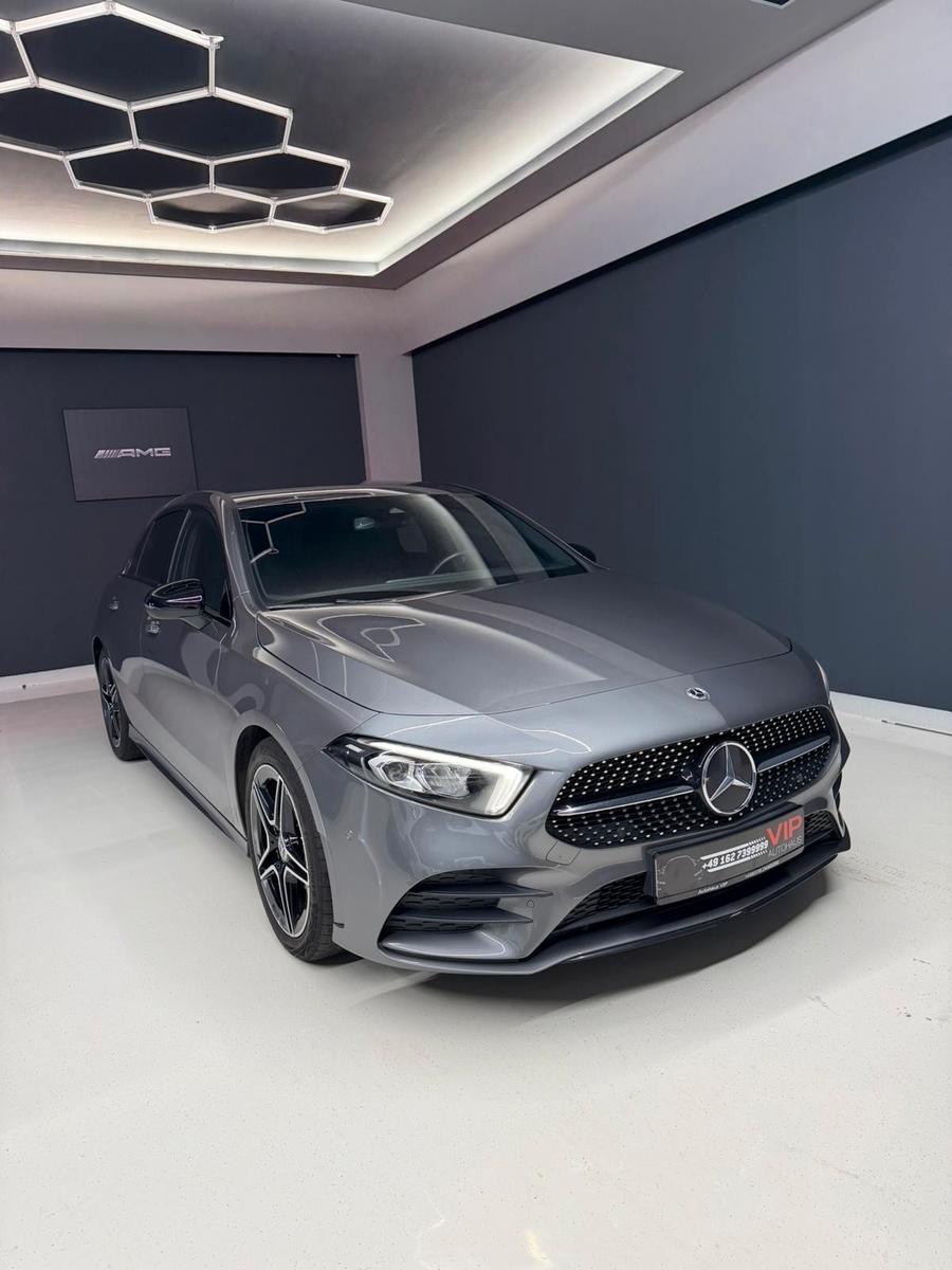 Mercedes-Benz A 180 AMG .Night Paket,Navi,Head UP, KeylessGo,