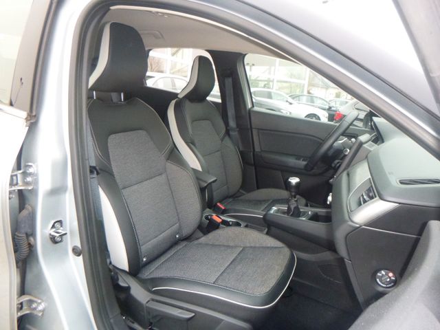 Fahrzeugabbildung Renault Captur II 1.0 TCe Intens>28.565KM/NAV/LED/KAM<