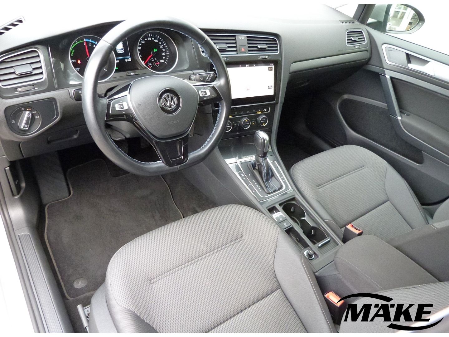 Golf e-Golf, CCS-Ladedose, Wärmepumpe, Navigatio