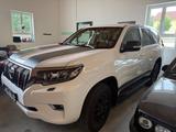 Toyota Land Cruiser Comfort - Toyota Land Cruiser: Comfort