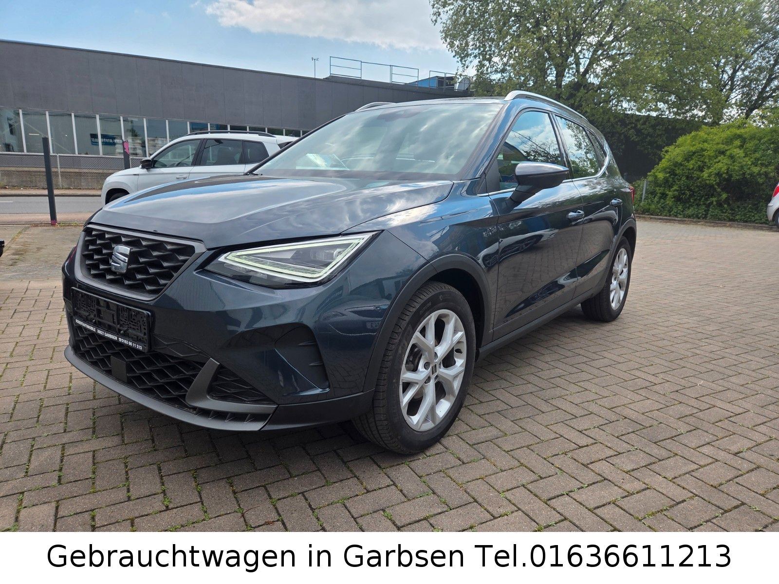 SEAT Arona 1.0 TSI FR DSG AHK Navi LED Apple CarPlay