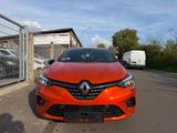 Renault Clio V Intens - Renault Clio Intens mit Benzin-Antrieb