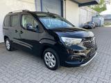 Opel Combo Life E Innovation - schwarze Opel Combo