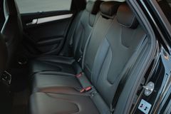 Fahrzeugabbildung Audi RS4 Avant 4.2 FSI quattro *MwSt.*Phantomschwarz*