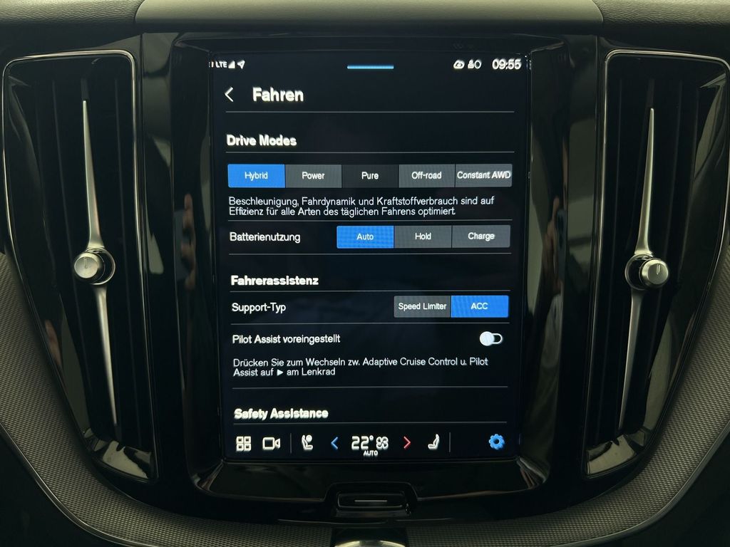 Volvo XC60 T6 Plus Dark Recharge AWD ACC Kamera Leder