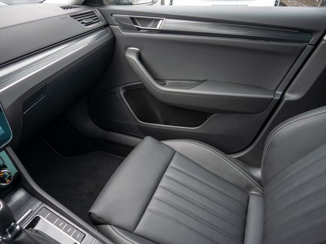 Foto Nummer 11: SKODA Superb