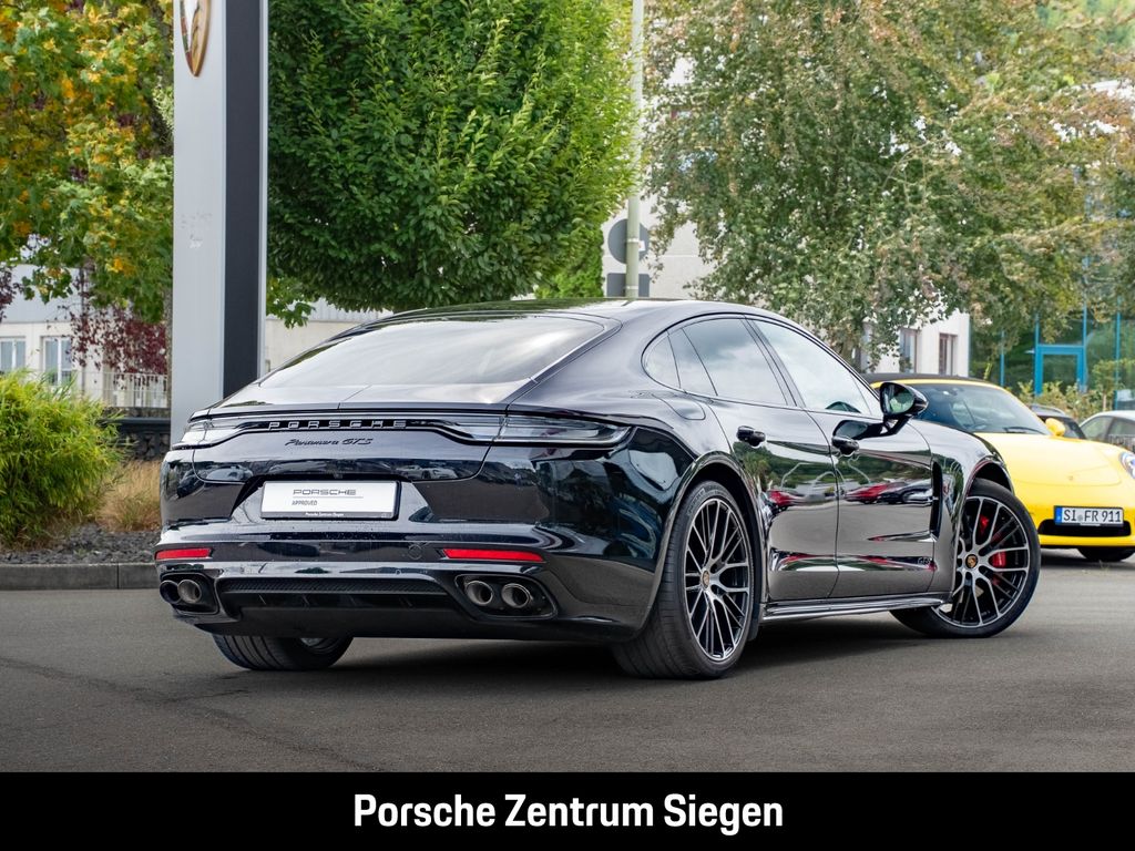 Porsche Panamera GTS
