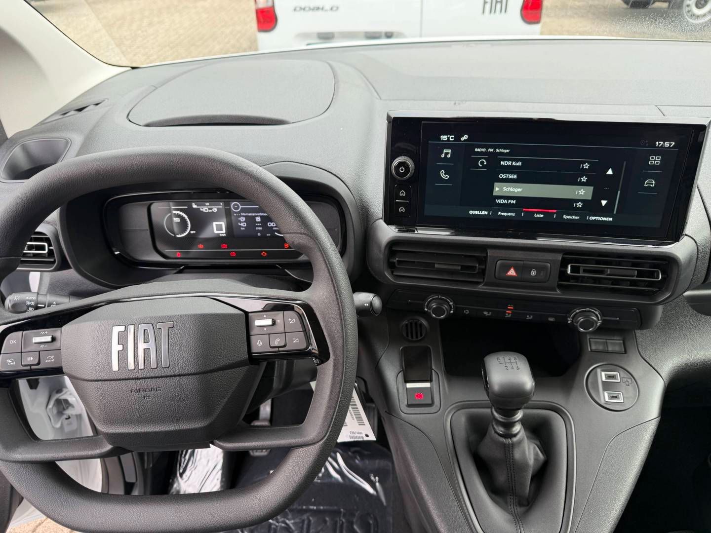 Fahrzeugabbildung Fiat Doblo XL