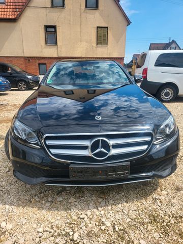 MERCEDES-BENZ E 200d AVANTGARDE Autom. AVANTGARDE