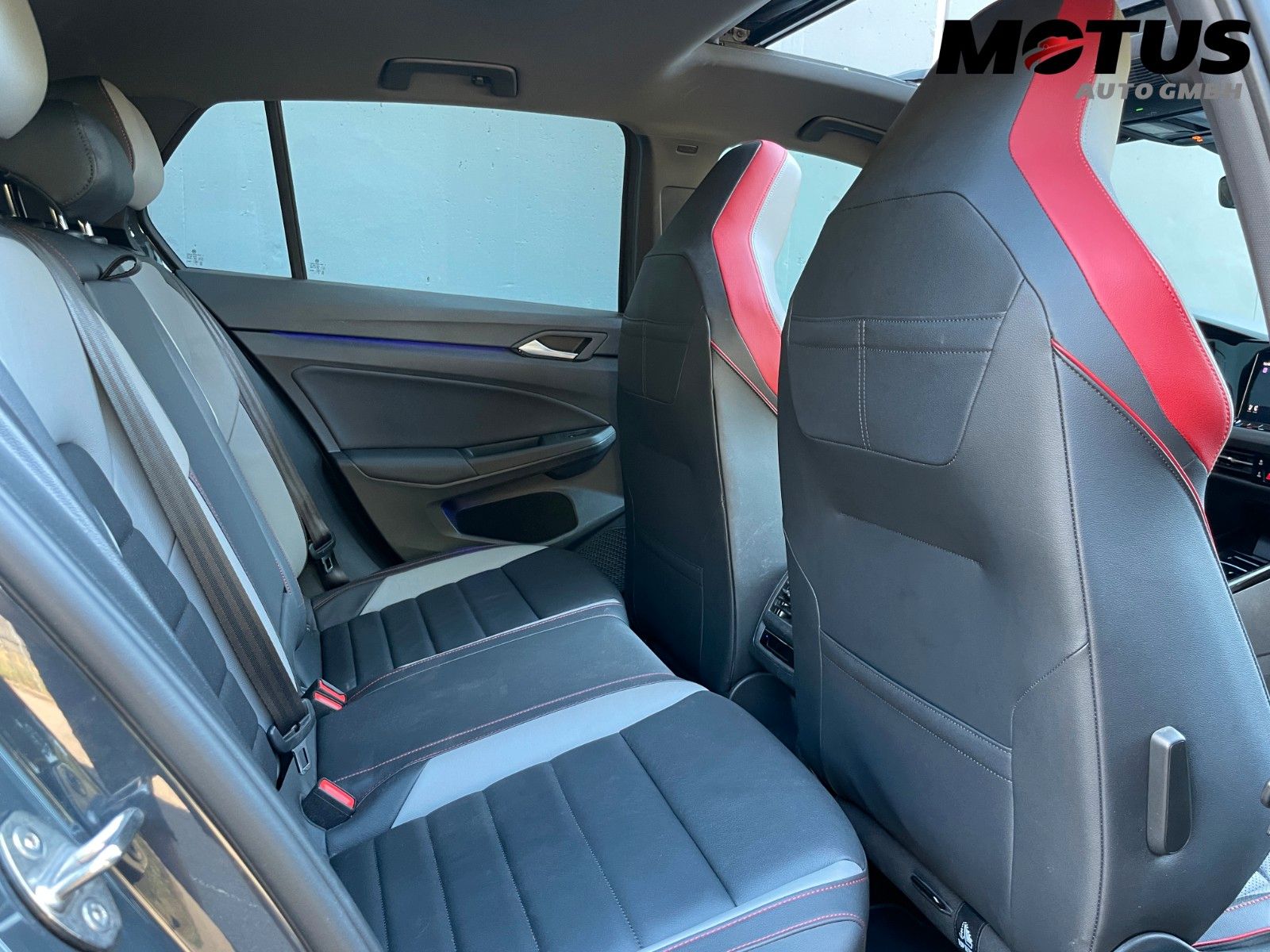 Volkswagen Golf 8 GTI Clubsport Pan/Matrix/Kam/HUD/DCC/NÜRB foto 24