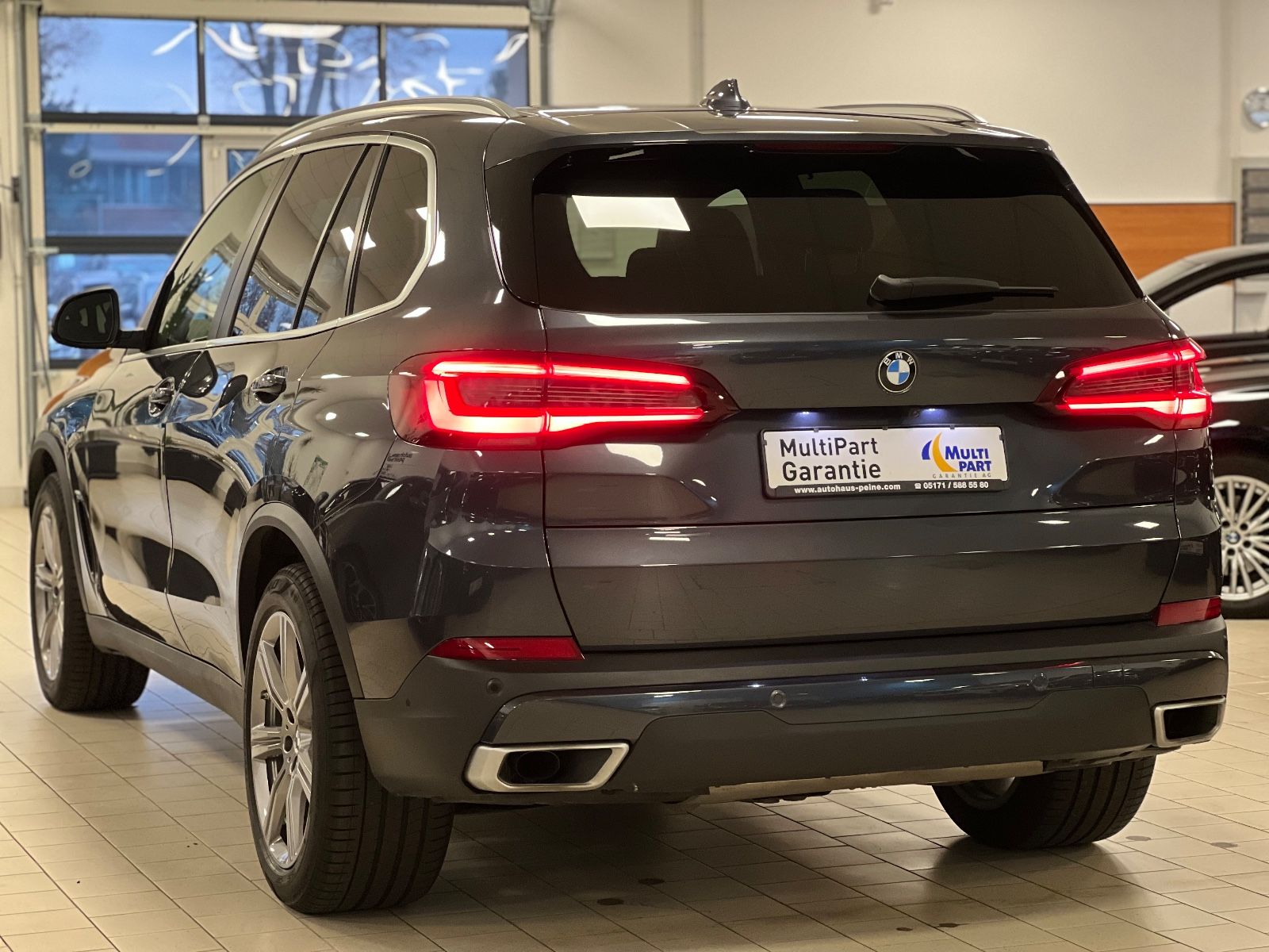 BMW X5 xDrive 30d SAG Park&DriveAss AHK Panor KeyLes foto 2