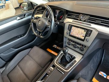 MYAUTOCENTER – Gebraucht- und Jahreswagen mit Werkstattservice in Pfaffenhofen Volkswagen Passat Variant Comfortline *4Motion*Kamera*AHK*