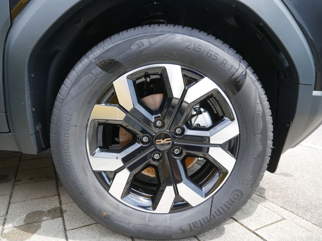 Fahrzeugabbildung Dacia Duster Extreme TCe 130 4x4