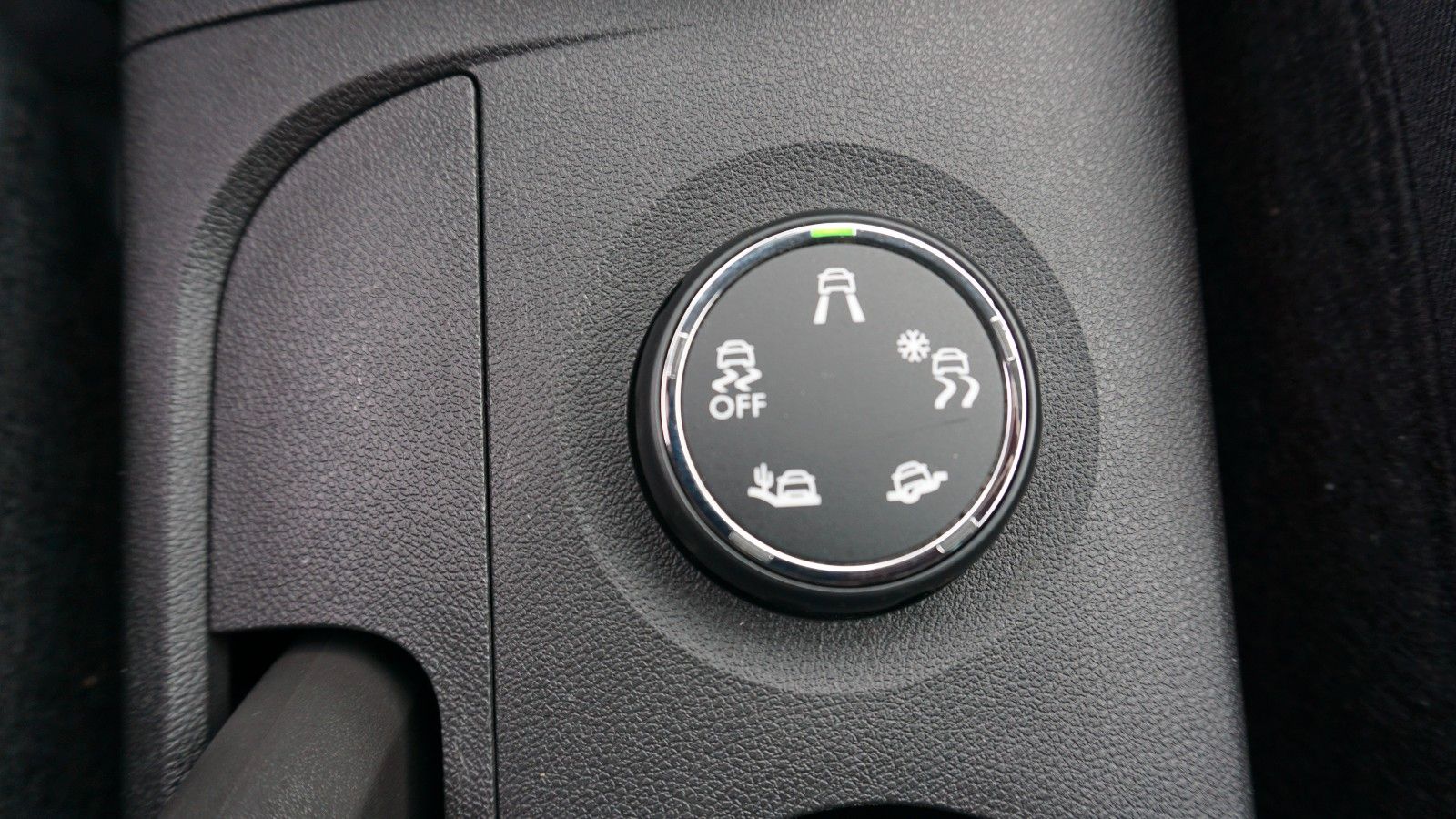 Fahrzeugabbildung Opel Crossland (X) Ultimate, Head Up, Navi, Leder