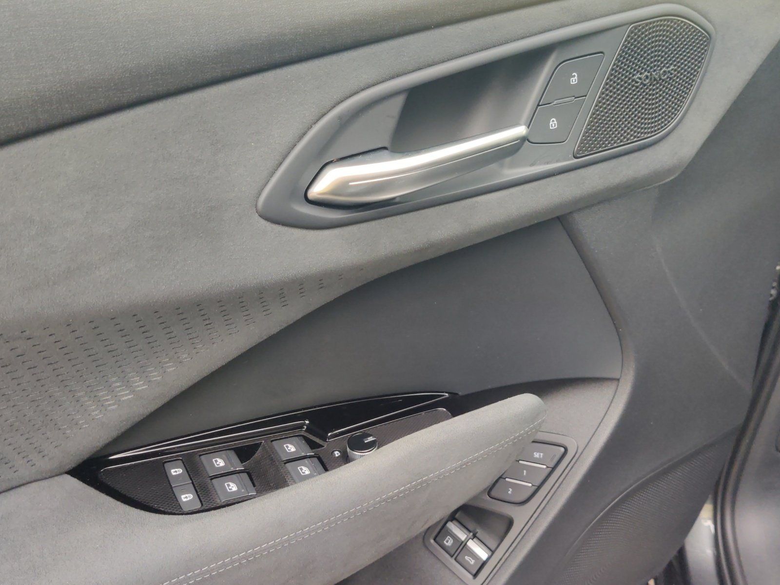 Fahrzeugabbildung Audi Q3 SUV e-hybrid Q3 e-hybrid 200 kW S tronic, Mat