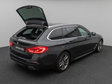 Fahrzeugabbildung BMW 520d xDr Tour HUD DAB Komfortzugang HI-FI