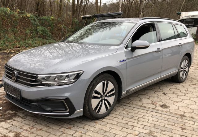 Volkswagen Passat Variant GTE Automatik Klima pdc Sitzheiz.