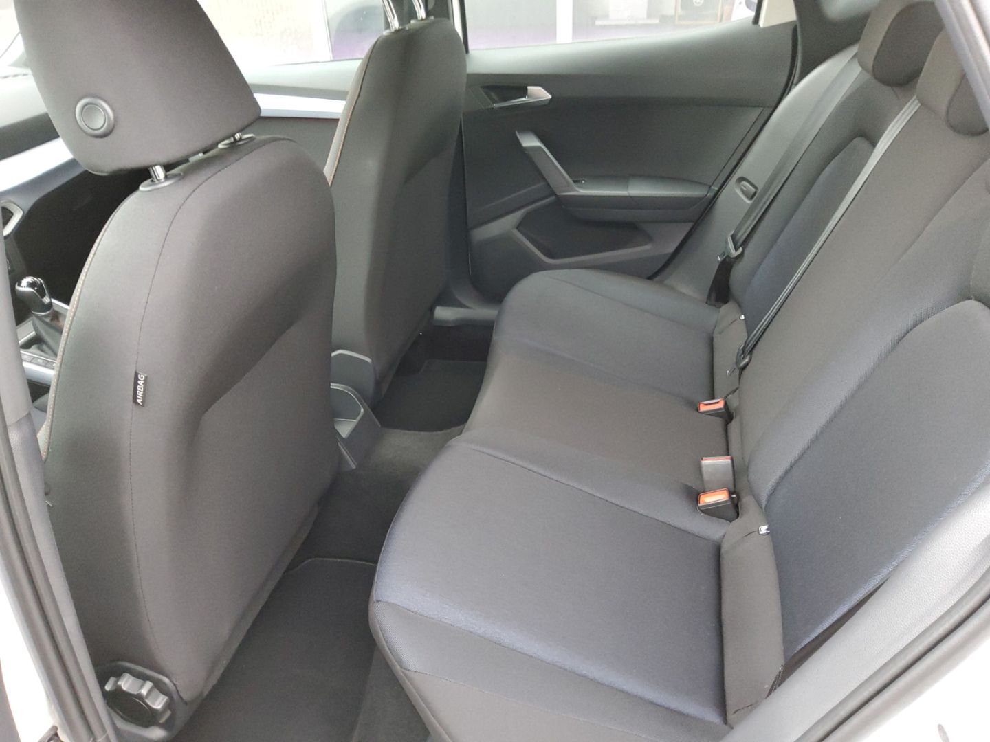 Fahrzeugabbildung SEAT Arona FR, Sportsitze, Einparkhilfe,Navi, Shz, Ka