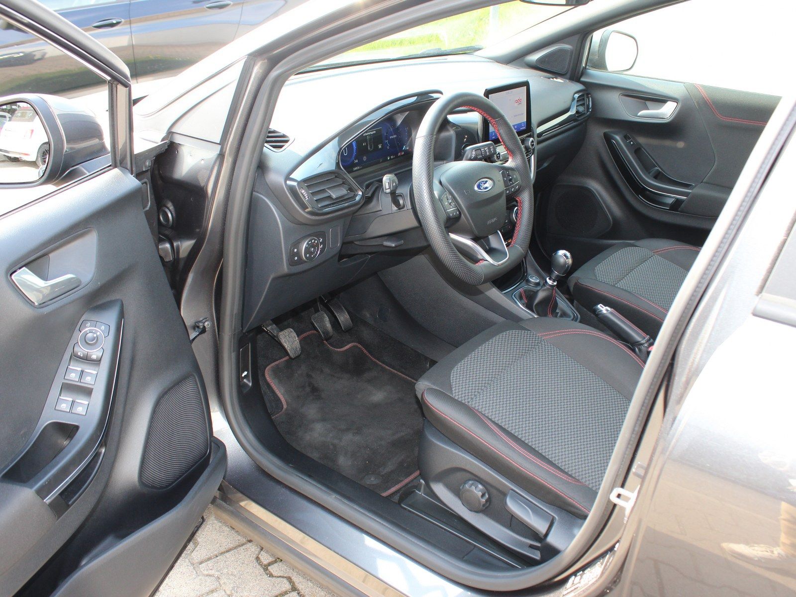 Fahrzeugabbildung Ford Puma ST-Line 1,0 EcoBoost Mild Hybrid
