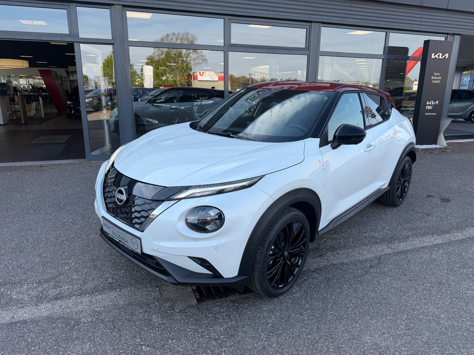 Nissan JUKE REDLINE EDITION 1.6 HYBRID 4AMT 1 von 100 imagem 2
