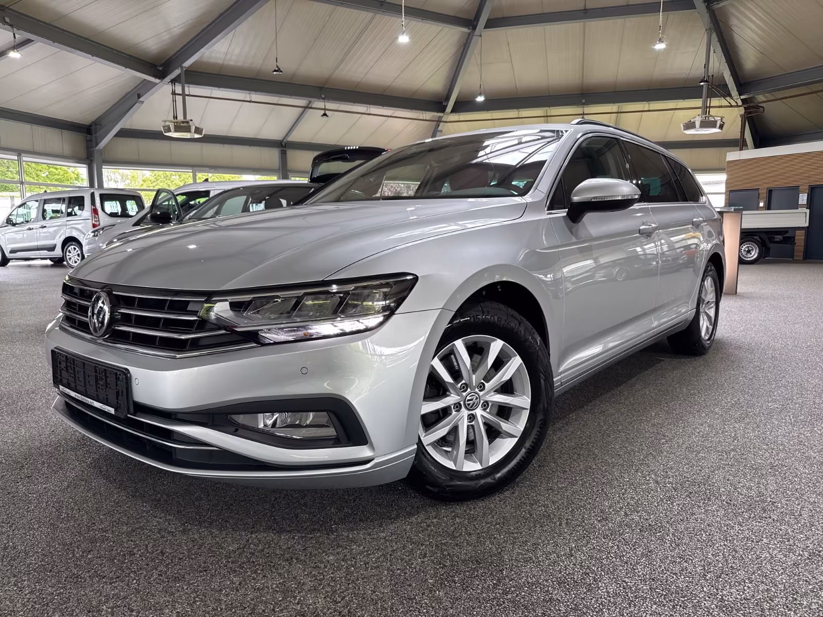 Volkswagen Passat Var 2.0TDI Business Navi RfK ACC LED