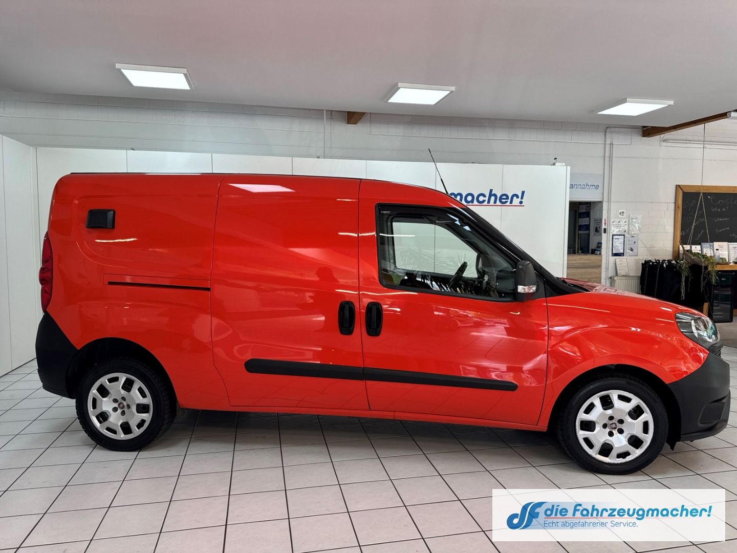 Fahrzeugabbildung Fiat Doblo SX Maxi Kasten 1.6 Multijet EU6d DAB Rückf