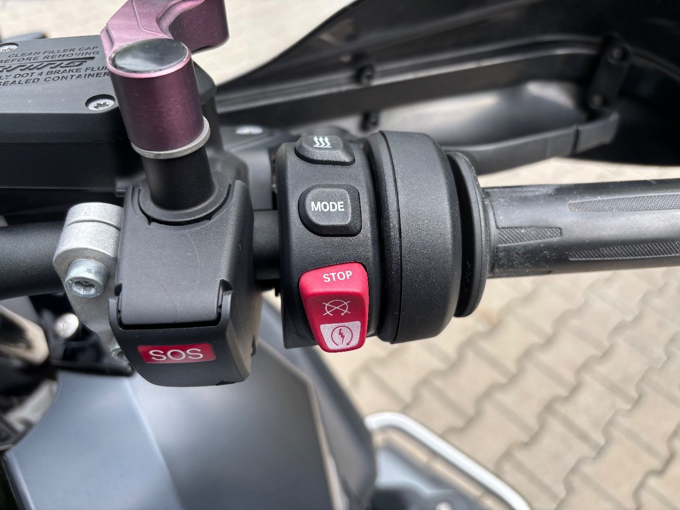 Fahrzeugabbildung BMW R 1250 GS Triple Black 4 Pakete Kofferset