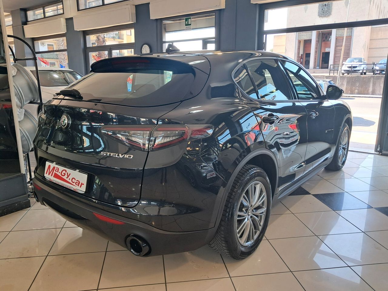 Alfa Romeo Stelvio 2.2 Td 160 cv AT8 RWD Super imagem 2