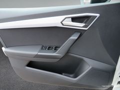 SEAT Ibiza 1.0 TSI FR LED Nav virtual Sitzhzg 17'' GR SEAT Ibiza 1.0 TSI FR LED Nav virtual Sitzhzg 17'' GR