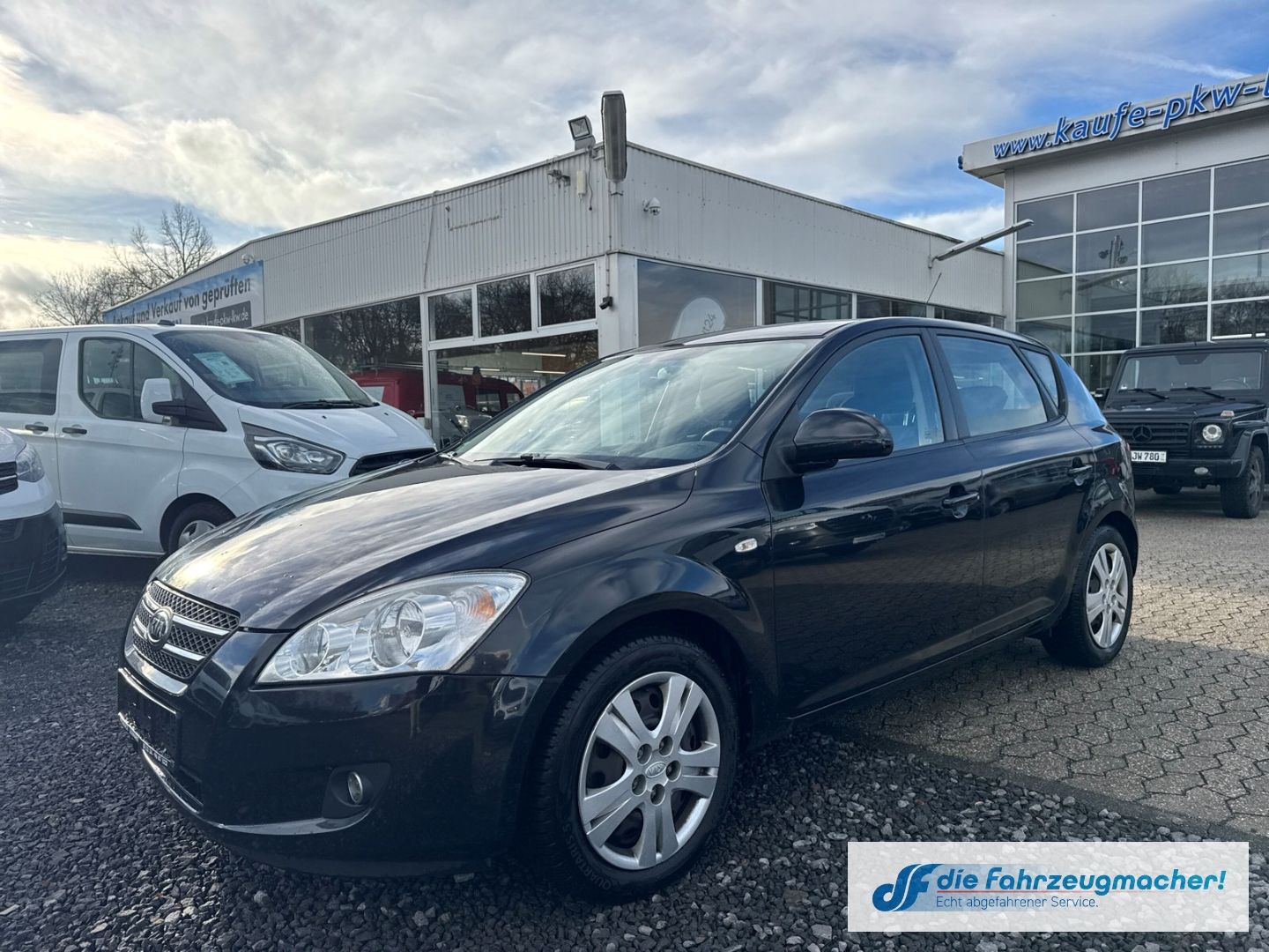 Fahrzeugabbildung Kia Ceed EX Alarm GA Klima Lichtsensor *EXPORT