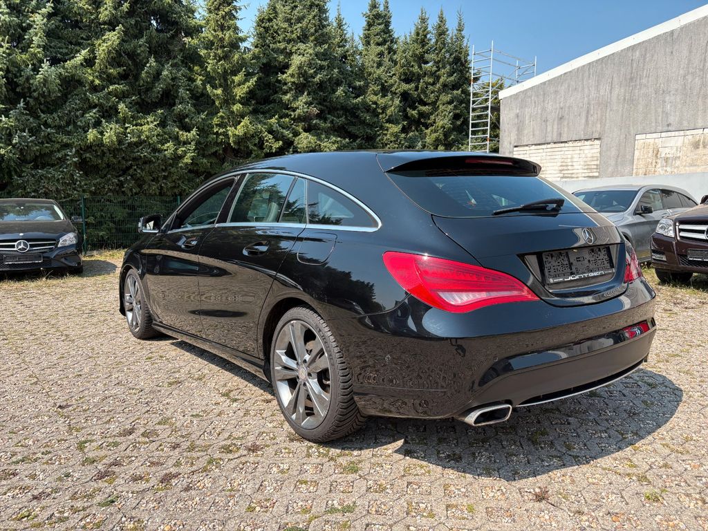 Mercedes-Benz CLA 220