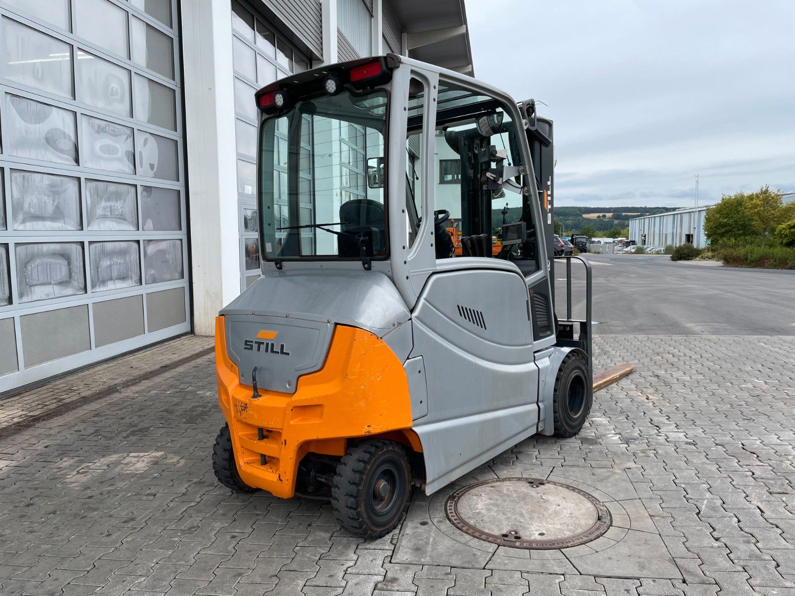 Fahrzeugabbildung Still RX60-30/600L / 2021 / Hubhöhe 4.6m / SS / Waage