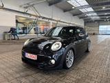 MINI COOPER_SD AUT.Led Navi Harman/Kardon JCW Paket - MINI MINI mit Diesel-Antrieb: Coupe