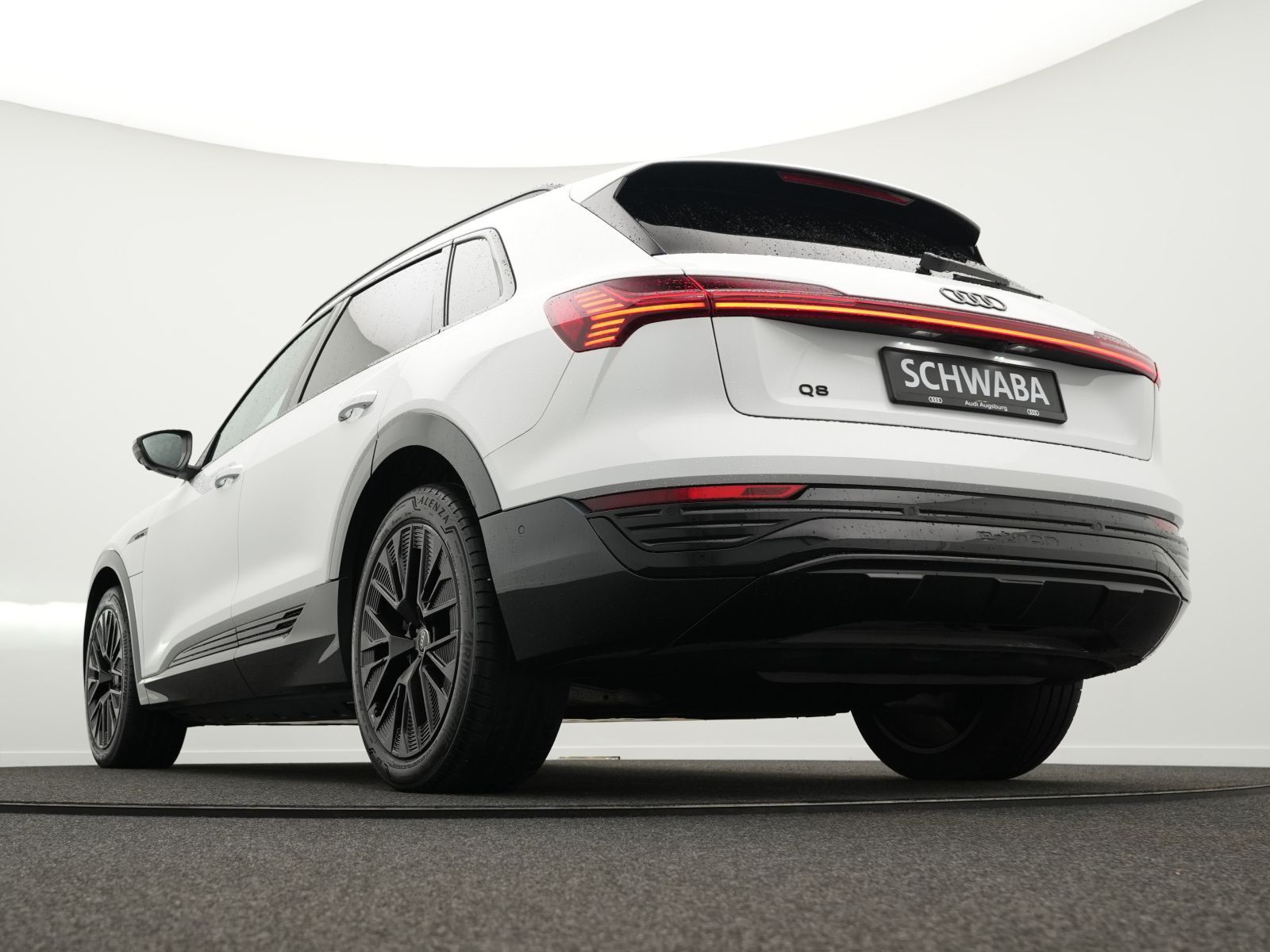 Audi Q8 e-tron - Bild 25
